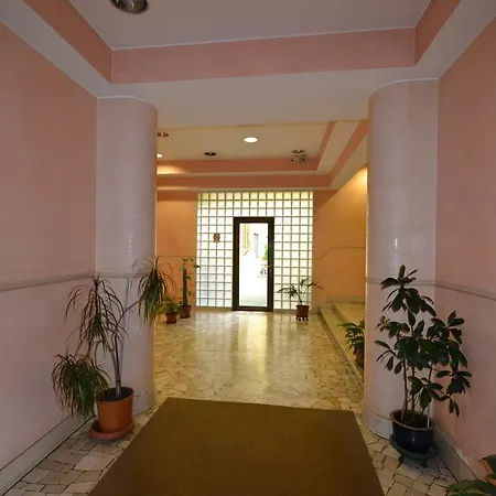 Magenta Apartment Varese Exterior photo