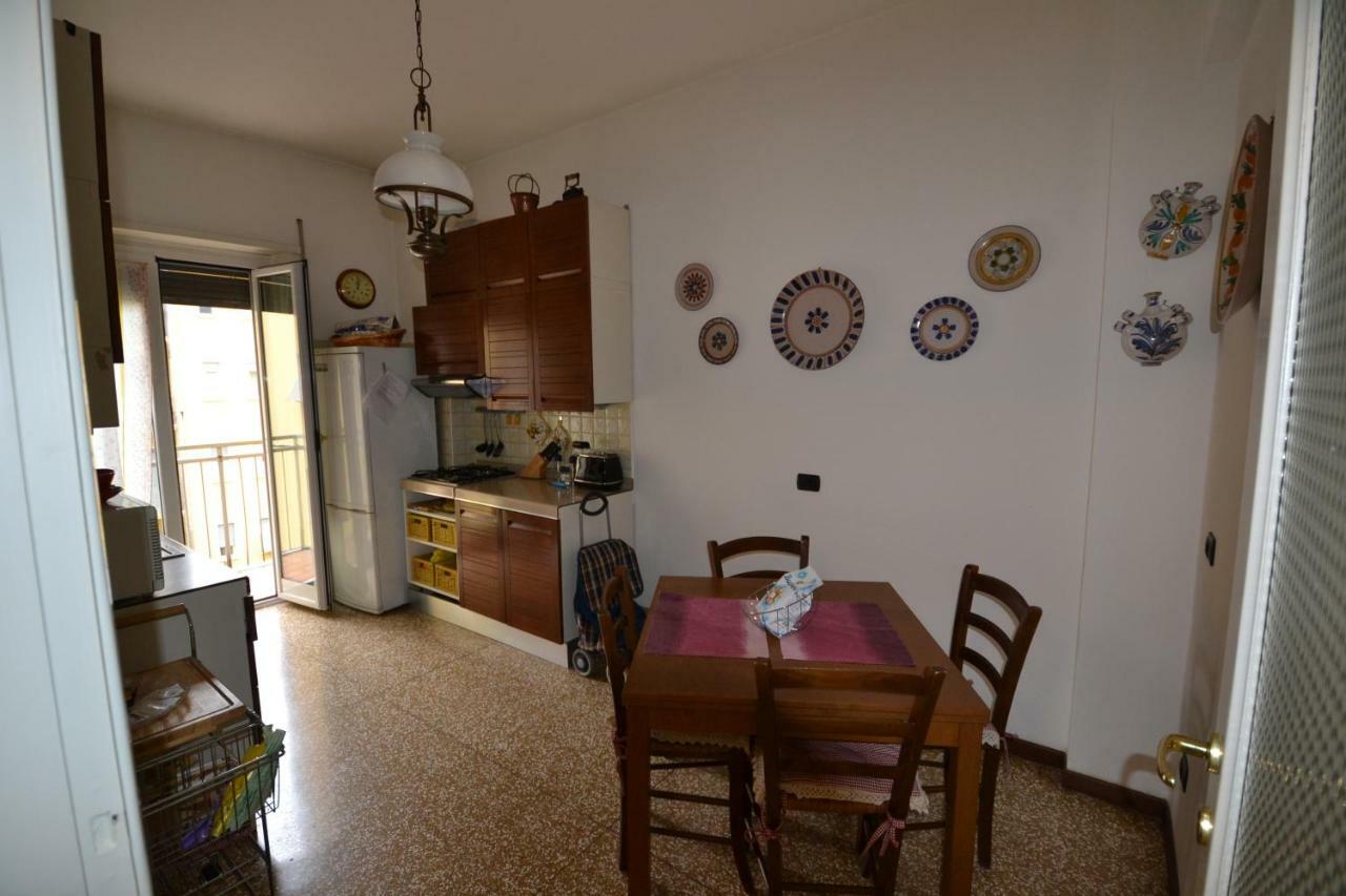 Magenta Apartment